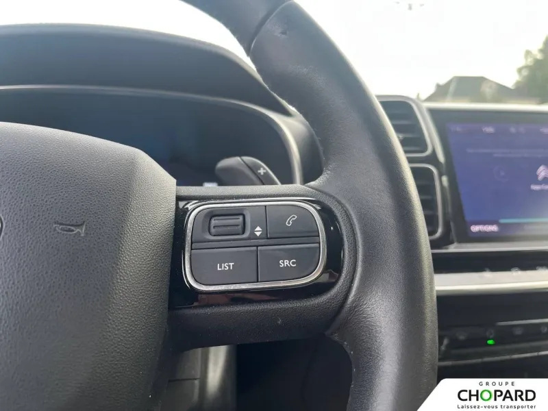 Image secondaire du véhicule 3