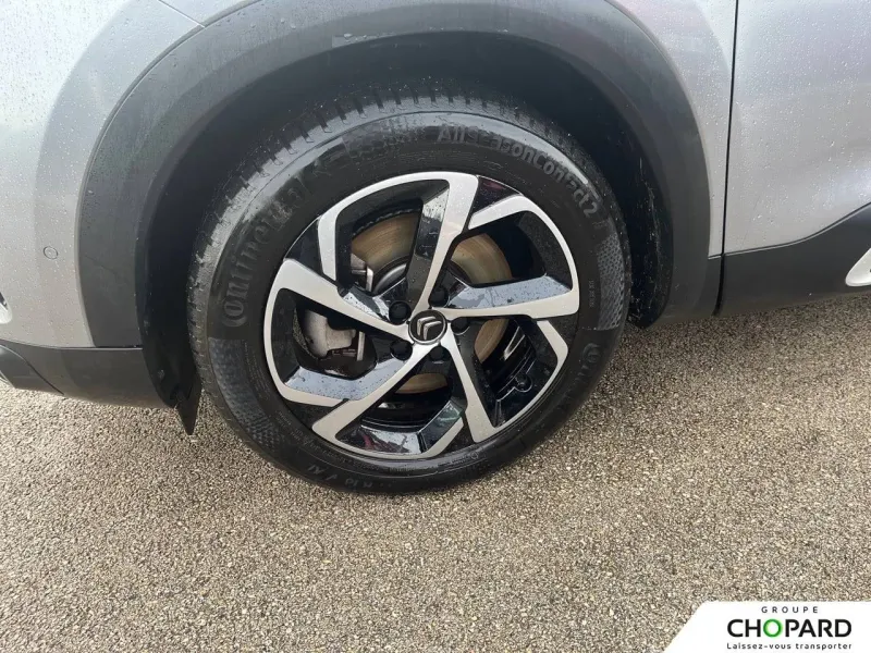 Image secondaire du véhicule 22