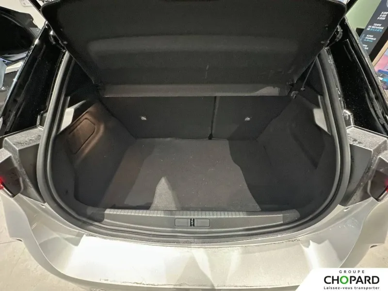 Image secondaire du véhicule 9