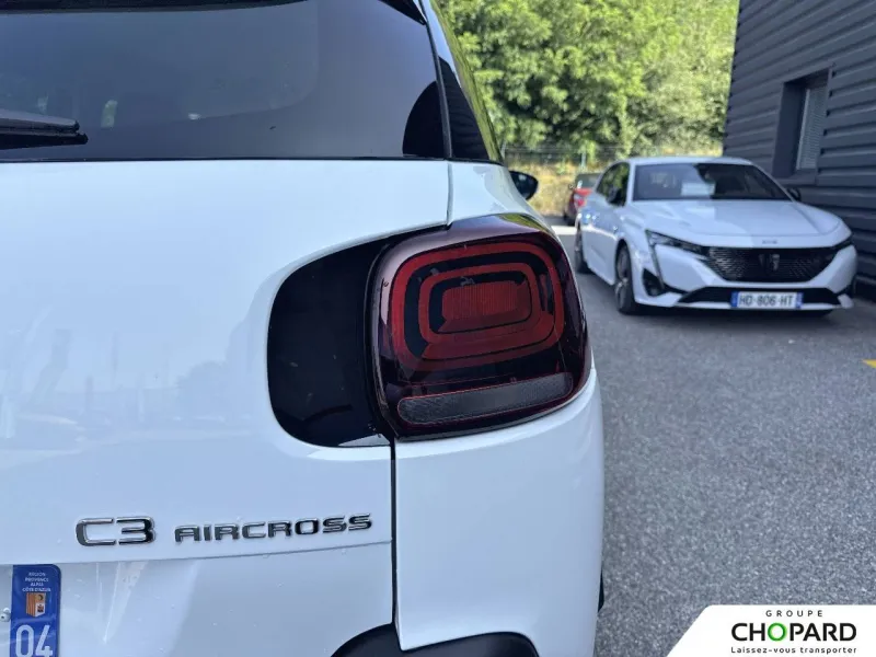 Image secondaire du véhicule 24