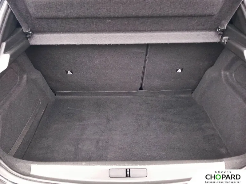 Image secondaire du véhicule 9