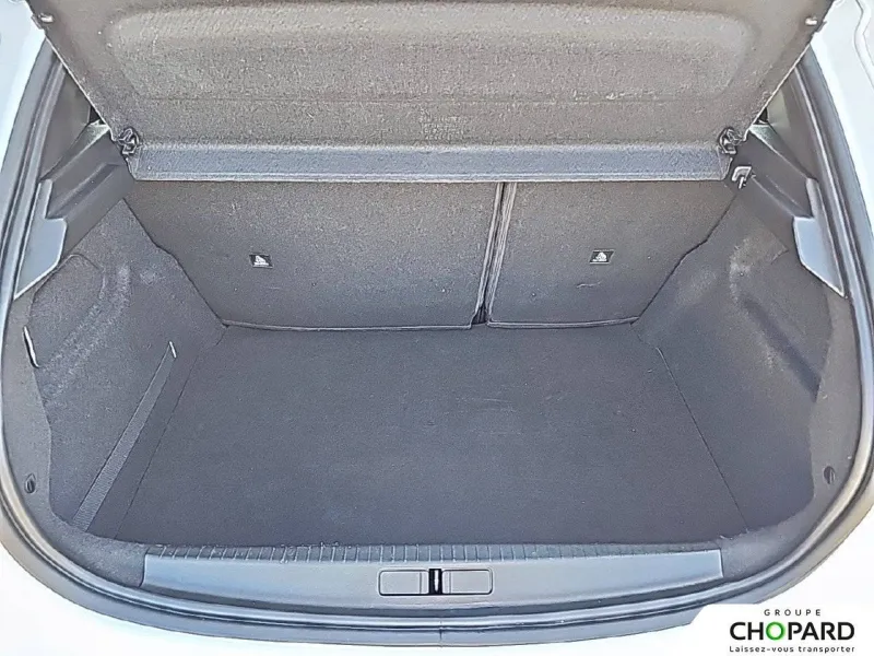 Image secondaire du véhicule 9