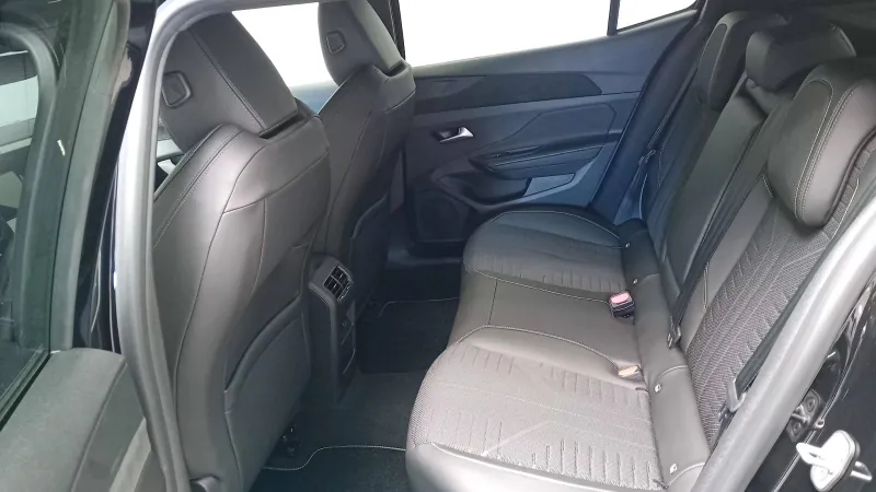 Image secondaire du véhicule 9