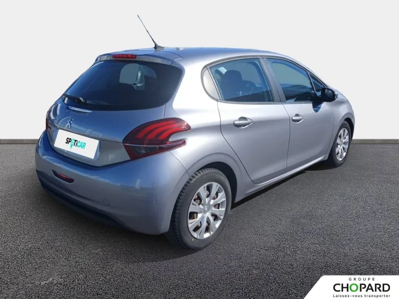 Image secondaire du véhicule 4