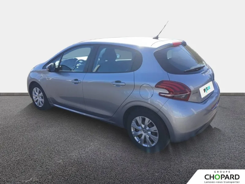 Image secondaire du véhicule 8