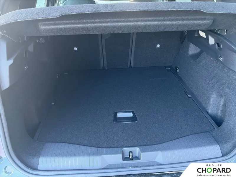 Image secondaire du véhicule 9