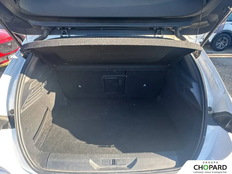 Image secondaire du véhicule 9