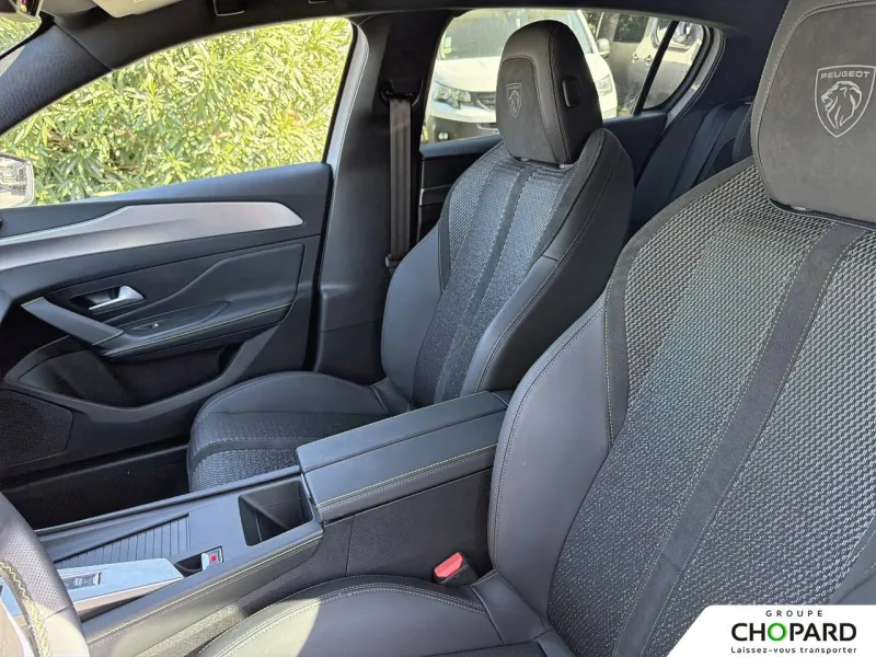 Image secondaire du véhicule 6