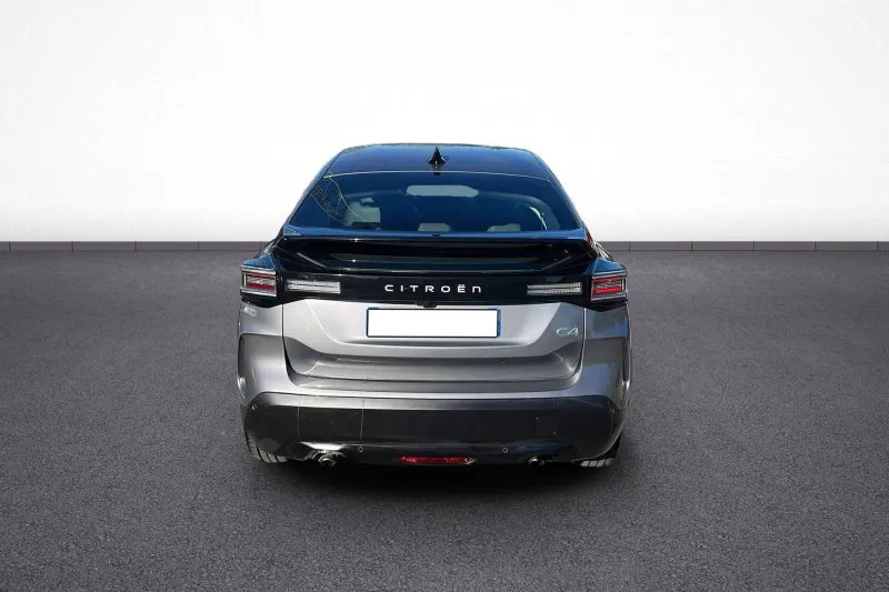 Image secondaire du véhicule 6