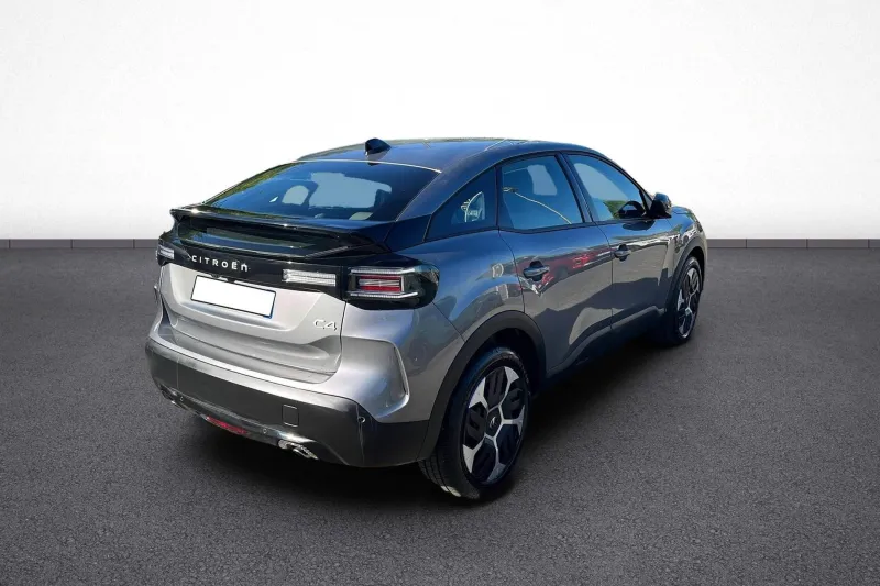 Image secondaire du véhicule 7