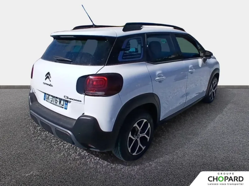 Image secondaire du véhicule 9