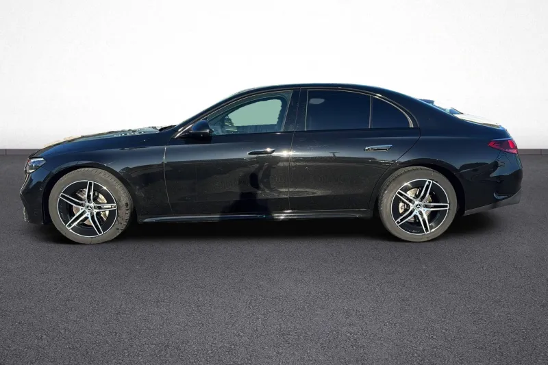 Image secondaire du véhicule 4