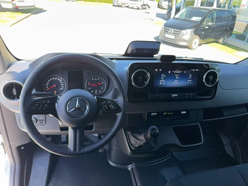 Image secondaire du véhicule 3