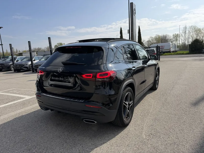 Image secondaire du véhicule 4