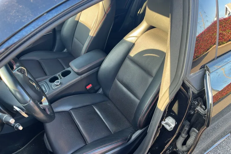 Image secondaire du véhicule 10