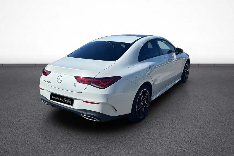 Image secondaire du véhicule 6