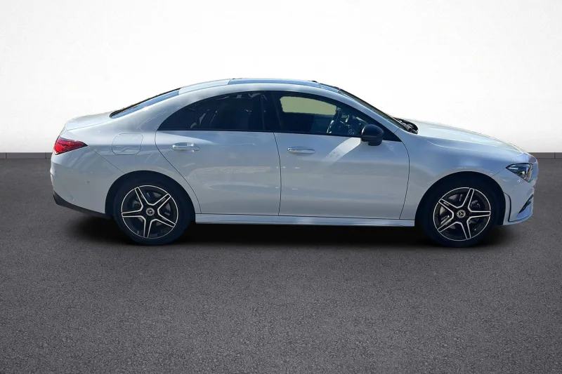 Image secondaire du véhicule 7