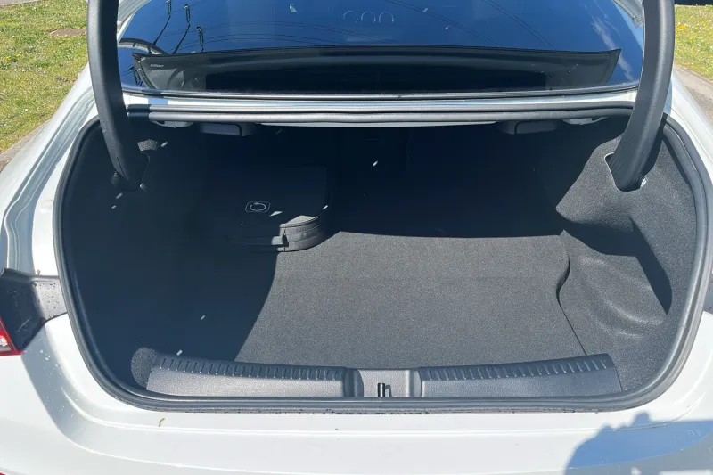 Image secondaire du véhicule 9