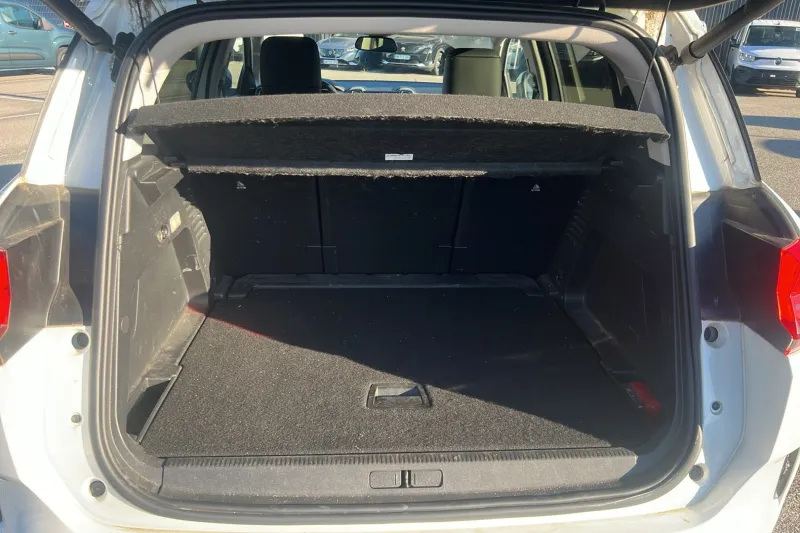 Image secondaire du véhicule 10