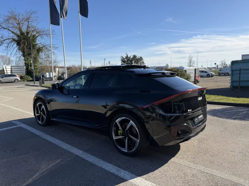 Image secondaire du véhicule 10