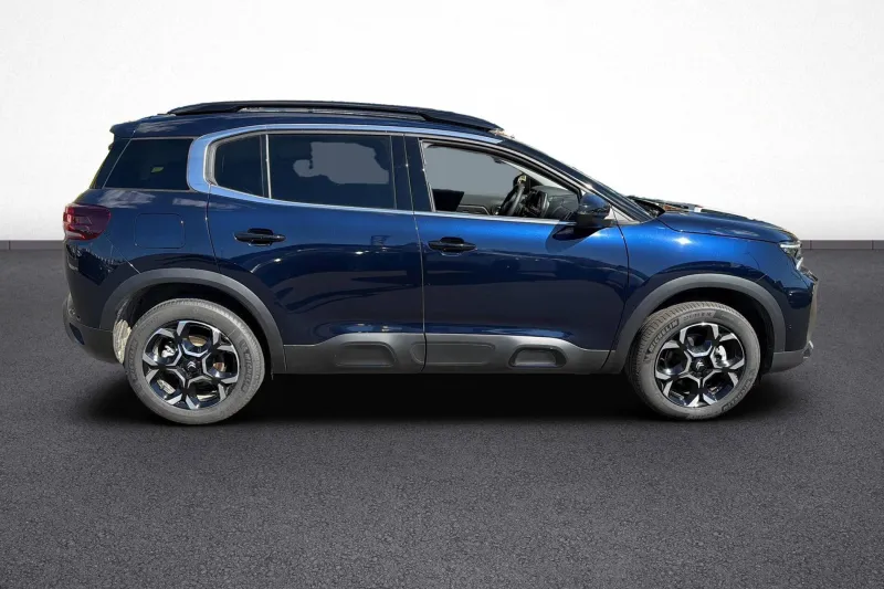 Image secondaire du véhicule 8