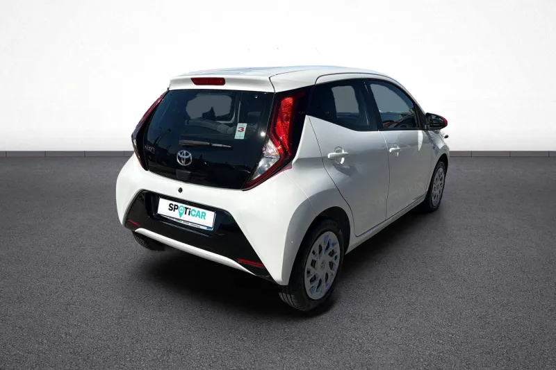 Image secondaire du véhicule 7