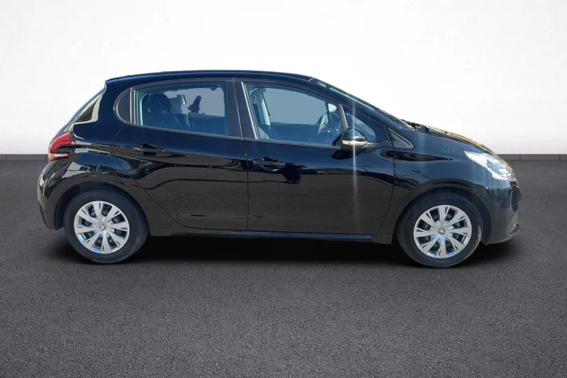 Image secondaire du véhicule 8