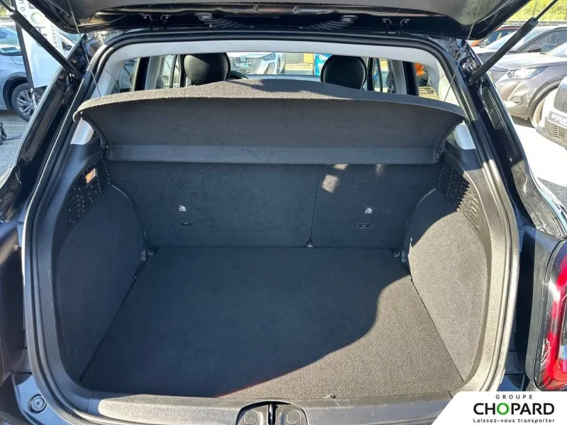 Image secondaire du véhicule 9