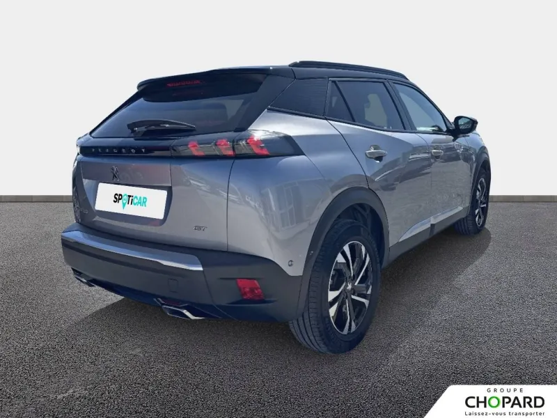 Image secondaire du véhicule 9