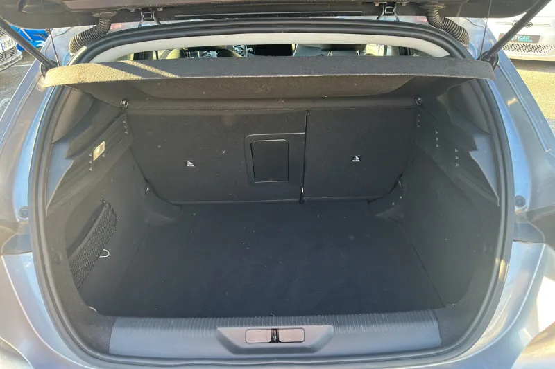 Image secondaire du véhicule 10