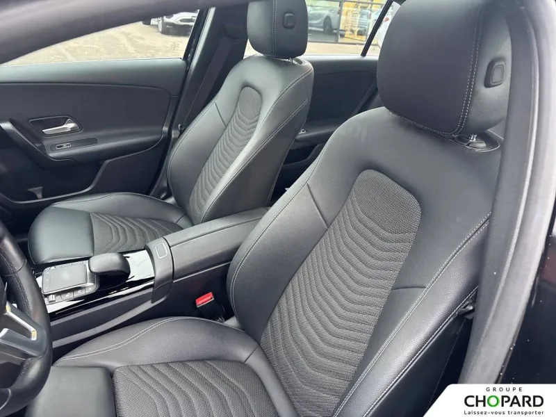 Image secondaire du véhicule 12