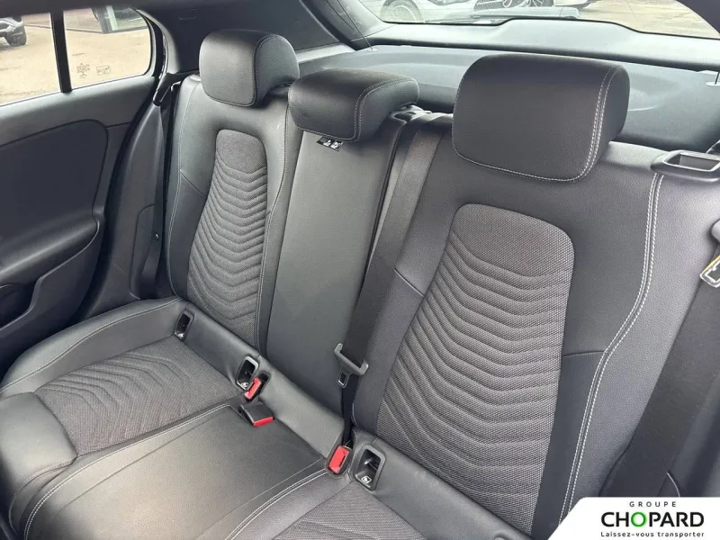 Image secondaire du véhicule 19