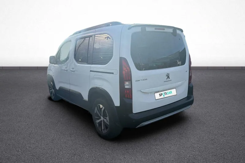 Image secondaire du véhicule 5