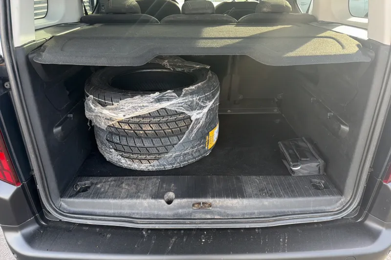 Image secondaire du véhicule 10