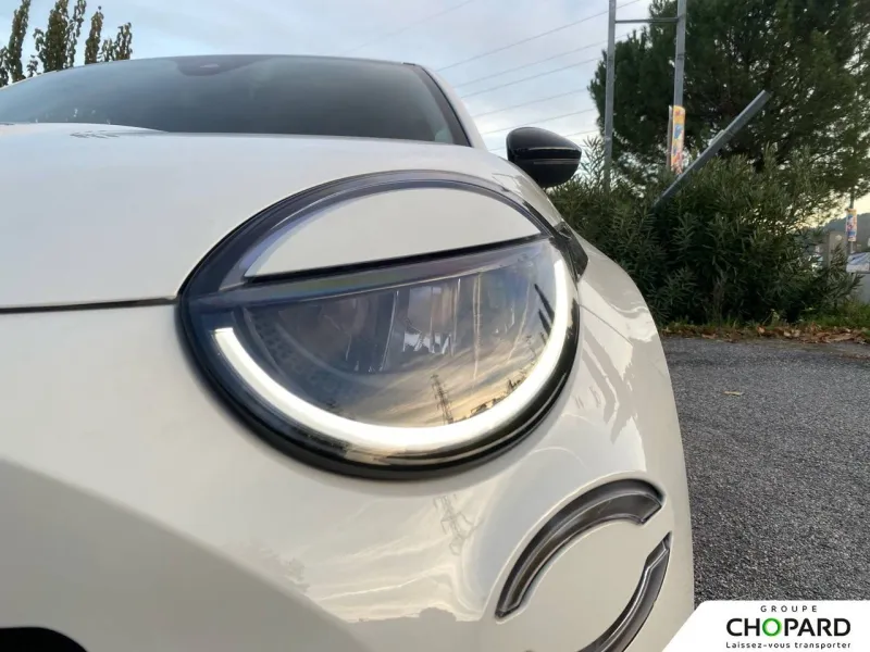 Image secondaire du véhicule 8