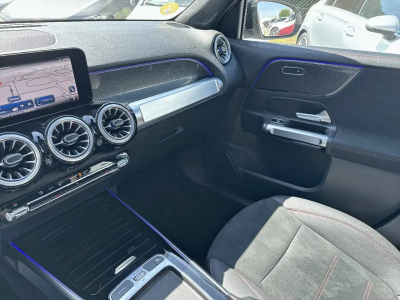 Image secondaire du véhicule 9