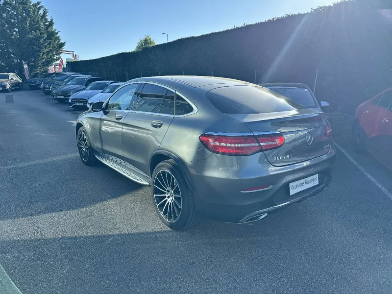 Image secondaire du véhicule 4