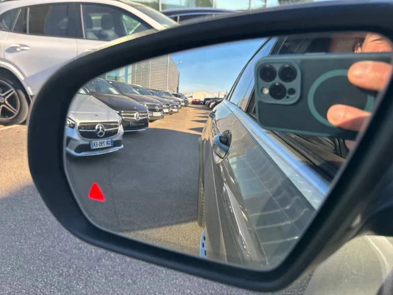 Image secondaire du véhicule 9