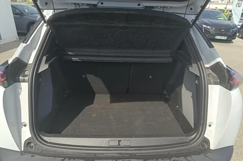 Image secondaire du véhicule 10