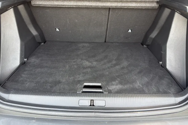 Image secondaire du véhicule 10