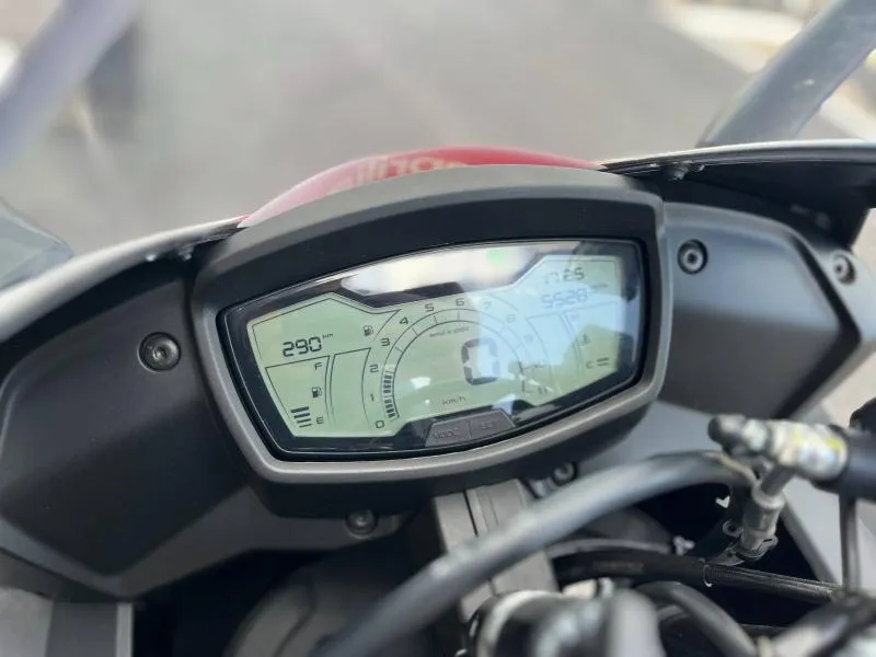 Image secondaire du véhicule 4