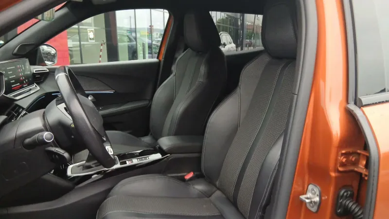 Image secondaire du véhicule 11