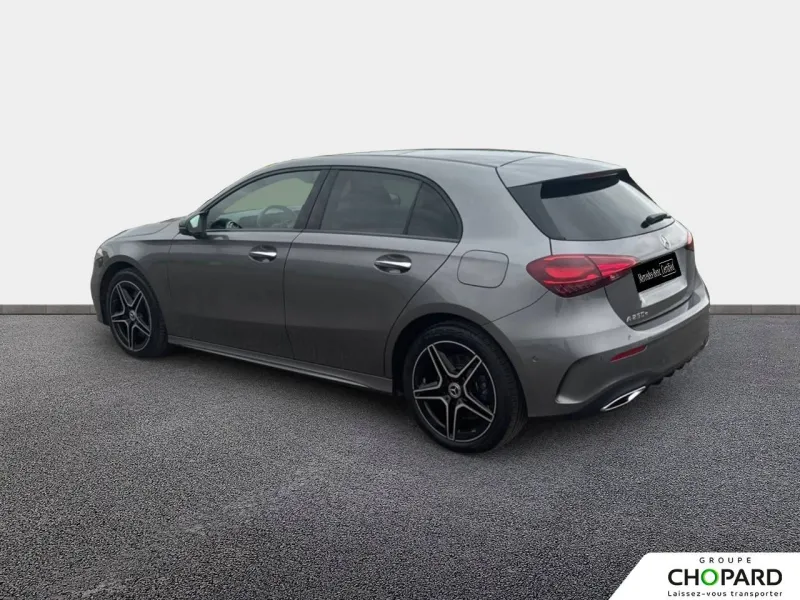 Image secondaire du véhicule 8