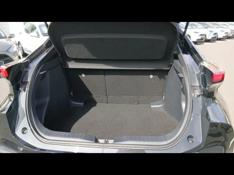 Image secondaire du véhicule 10