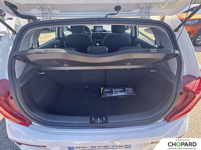 Image secondaire du véhicule 9