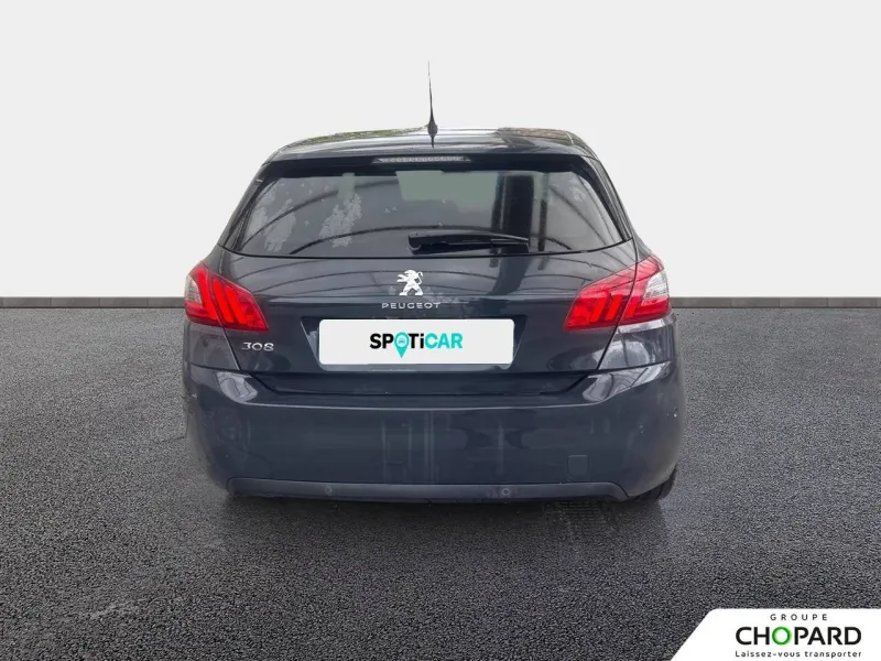 Image secondaire du véhicule 6