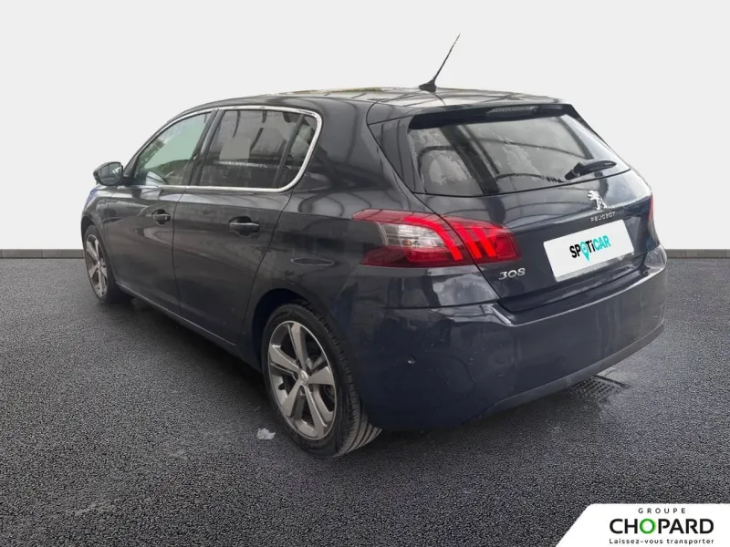 Image secondaire du véhicule 8