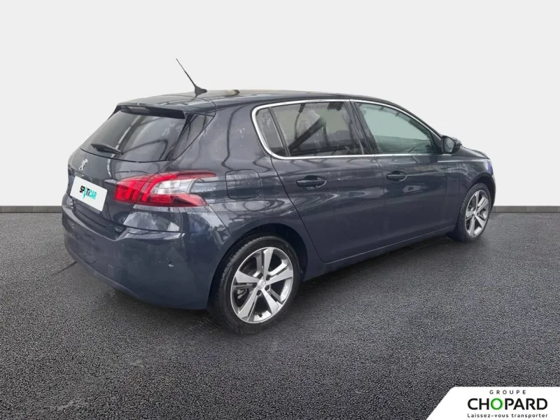 Image secondaire du véhicule 9