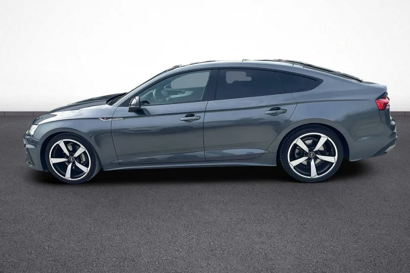 Image secondaire du véhicule 4