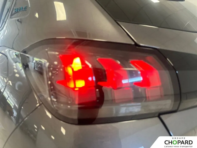 Image secondaire du véhicule 15